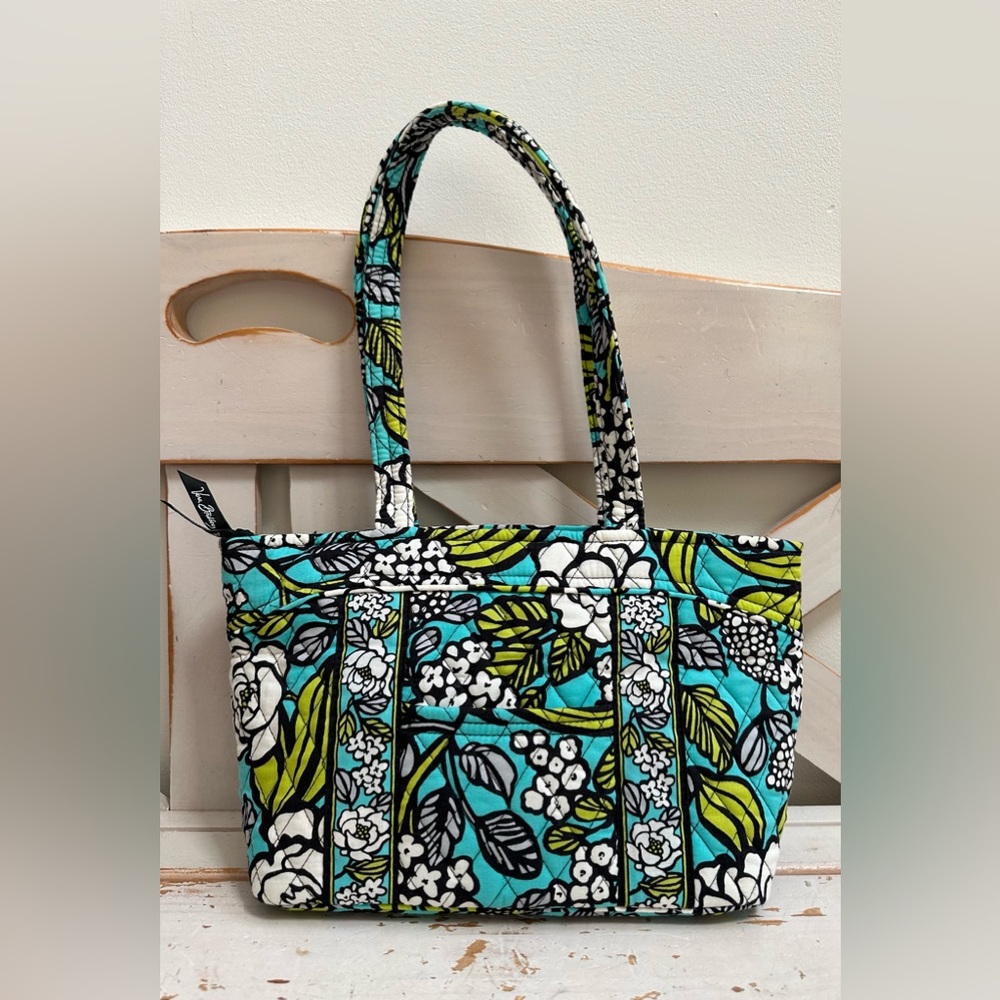 NWOT Vera Bradley Tote